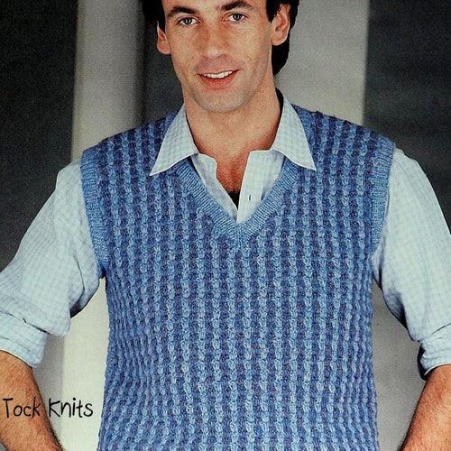 No.838 Men's Crochet Pattern PDF 2-color V-neck Vest - Etsy