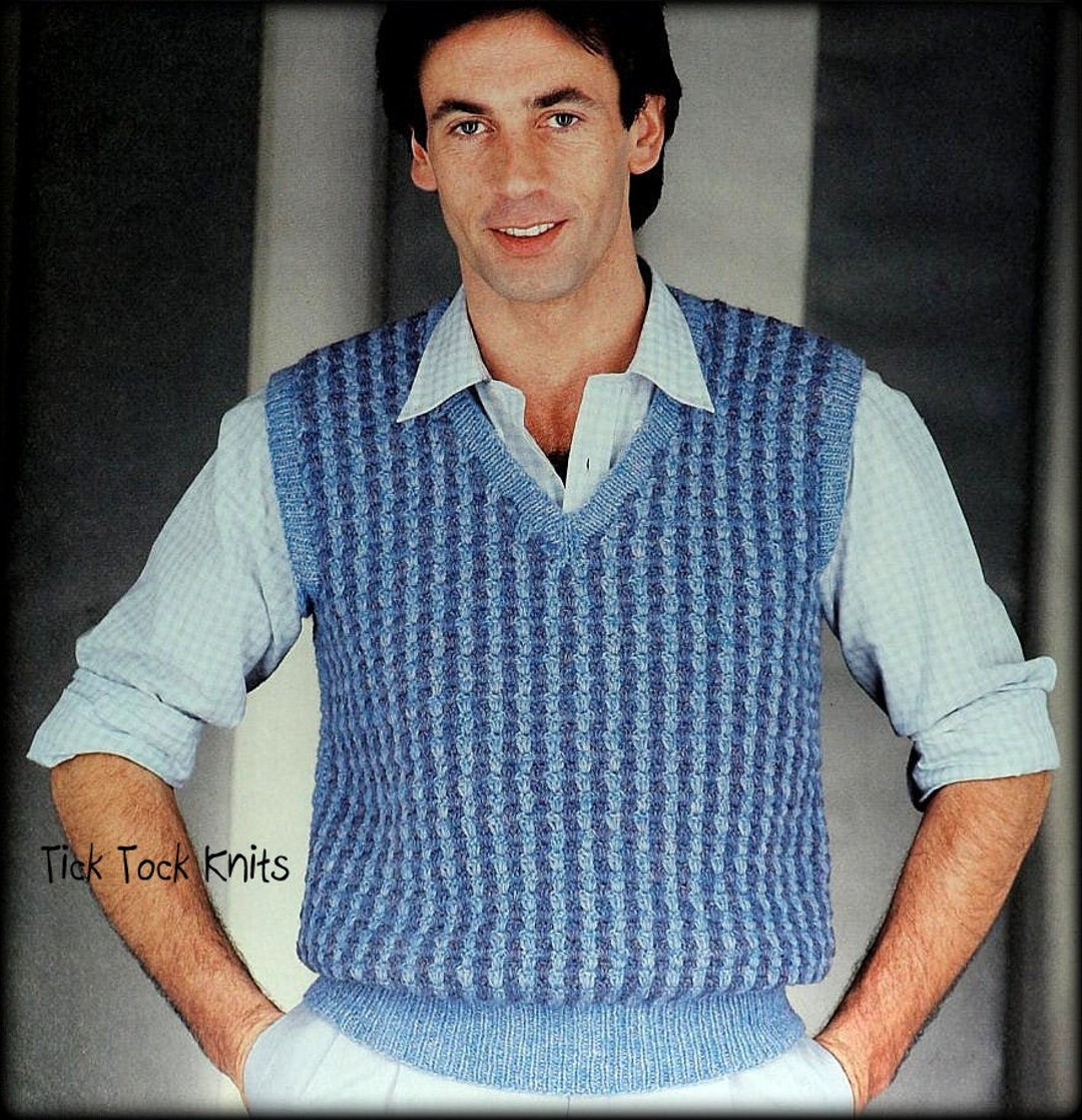 No.838 Men's Crochet Pattern PDF - 2-color V-neck Vest