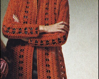 No.141 PDF vintage crochet pattern - téléchargement immédiat - élégante veste au crochet pour femme - motif ajouré longueur genou des années 1960