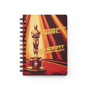 Scriptsupervisor Spiral Journal | Achter elke trofee | Scripty-cadeau | Notitieboek Filmploeg | Productie 101