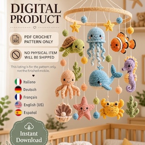 Può includere: Un modello digitale all'uncinetto in PDF per una giostrina a tema oceanico con tartaruga, medusa, pesce pagliaccio, polpo, balena, cavalluccio marino, granchio, stella marina e conchiglia con perla. Testo: DIGITAL PRODUCT, PDF CROCHET PATTERN ONLY.