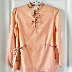 Cottagecore vintage prairieblouse met strikbandjes en pofmouwen (damesmaat medium)