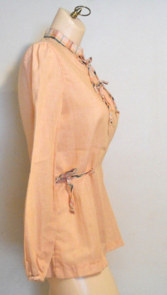 Vintage 70s Peach Asian Inspired Kimono Top With … - image 3