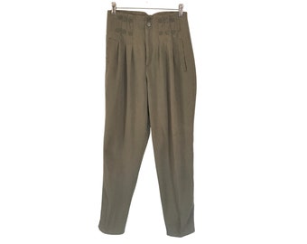 Vintage Pleated Trousers - Tapered Leg - Olive Green (Women's Size 4)
