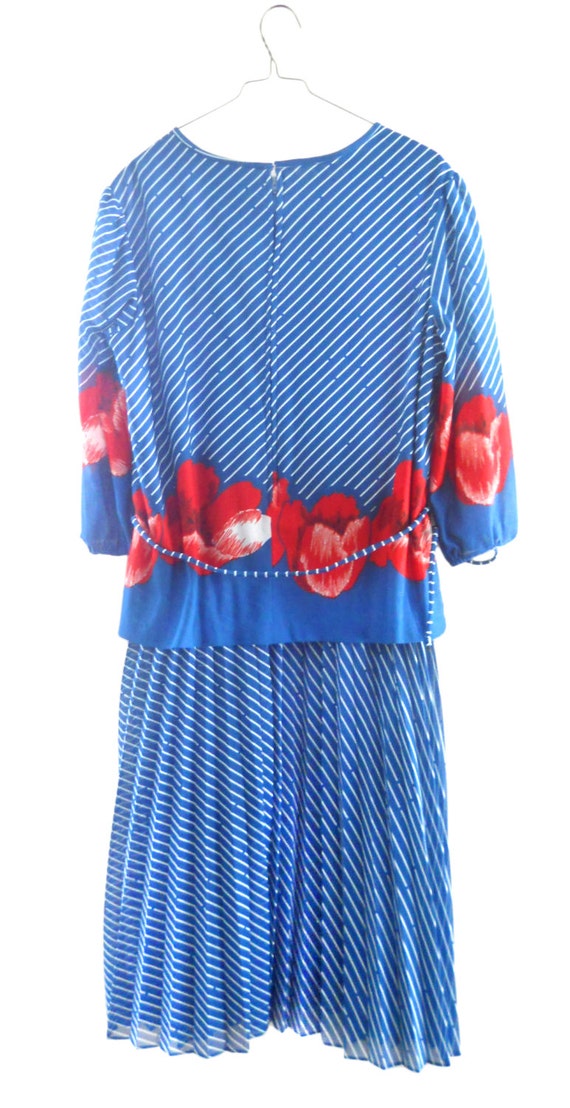 Vintage Aqua Blue Dress With Large Red Flowers an… - image 3