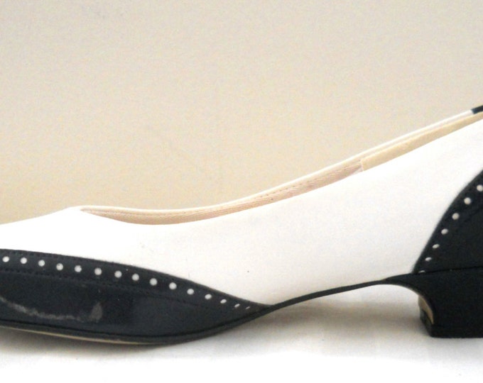 Womens Spectator Shoes Blue and White Wing Tip Shoes Two Tone Heels Two