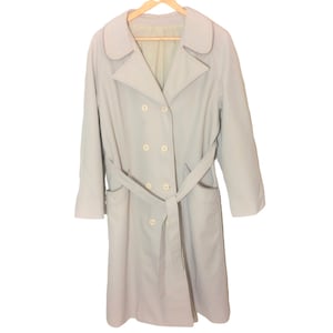Capsule Wardrobe Item: Vintage Beige Trench Coat With Tie (Women&#39;s Size Large)