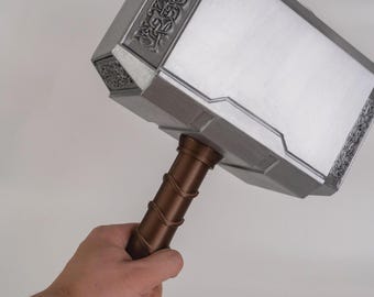 Thor Mjölnir Cosplay Hammer 1:1 (Mit Basis)