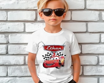 Personalisiertes Rennauto-Jungen-Geburtstags-Shirt | Name und Alter T-Shirt