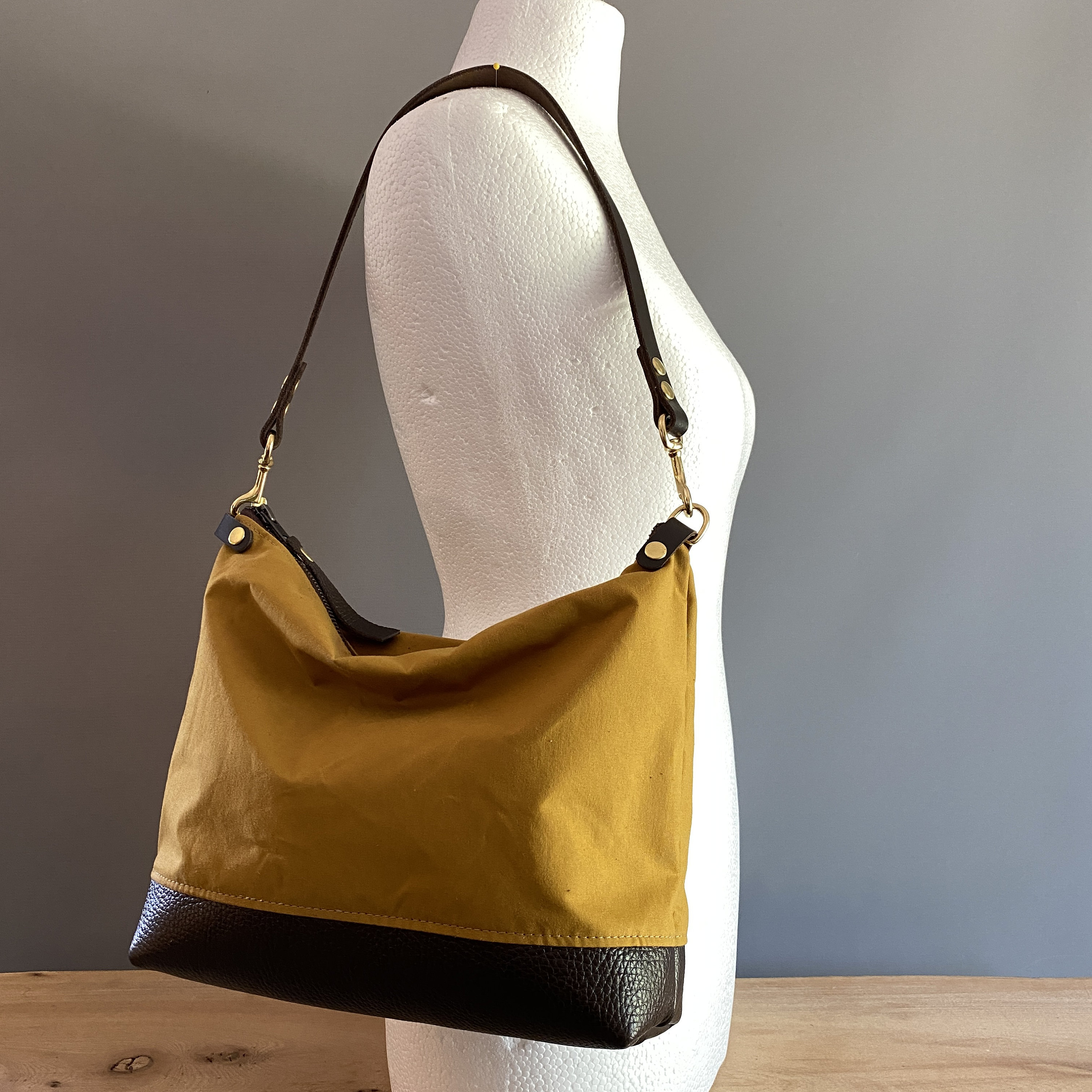 ★OVHEE★ Low Shoulder Bag Yellow P00000RS Amazon.com: OTVEE Yellow Blue Checkered Plaid Shoulder Bags