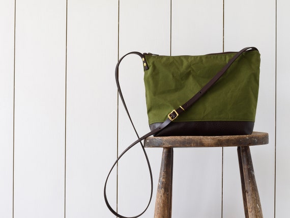 日本未入荷☆Leather-Trimmed Canvas CrossBody Ecru s-l400.jpg