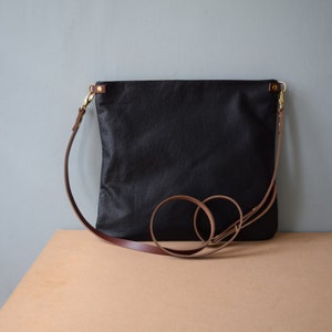 Miminalist Leather Cross body Bag Purse - FLOTTA -  Midnight BLACK LEATHER Leder Taschen with Tan leather adjustable shoulder strap by Holm