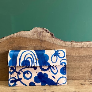 Mini portefeuille en cuir unique fait main en cuir véritable tanné végétal, porte-cartes mince pour femme, cadeau parfait pour son 3e anniversaire de mariage