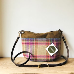 Brown/Tan Checkered Crossbody/Wristlet