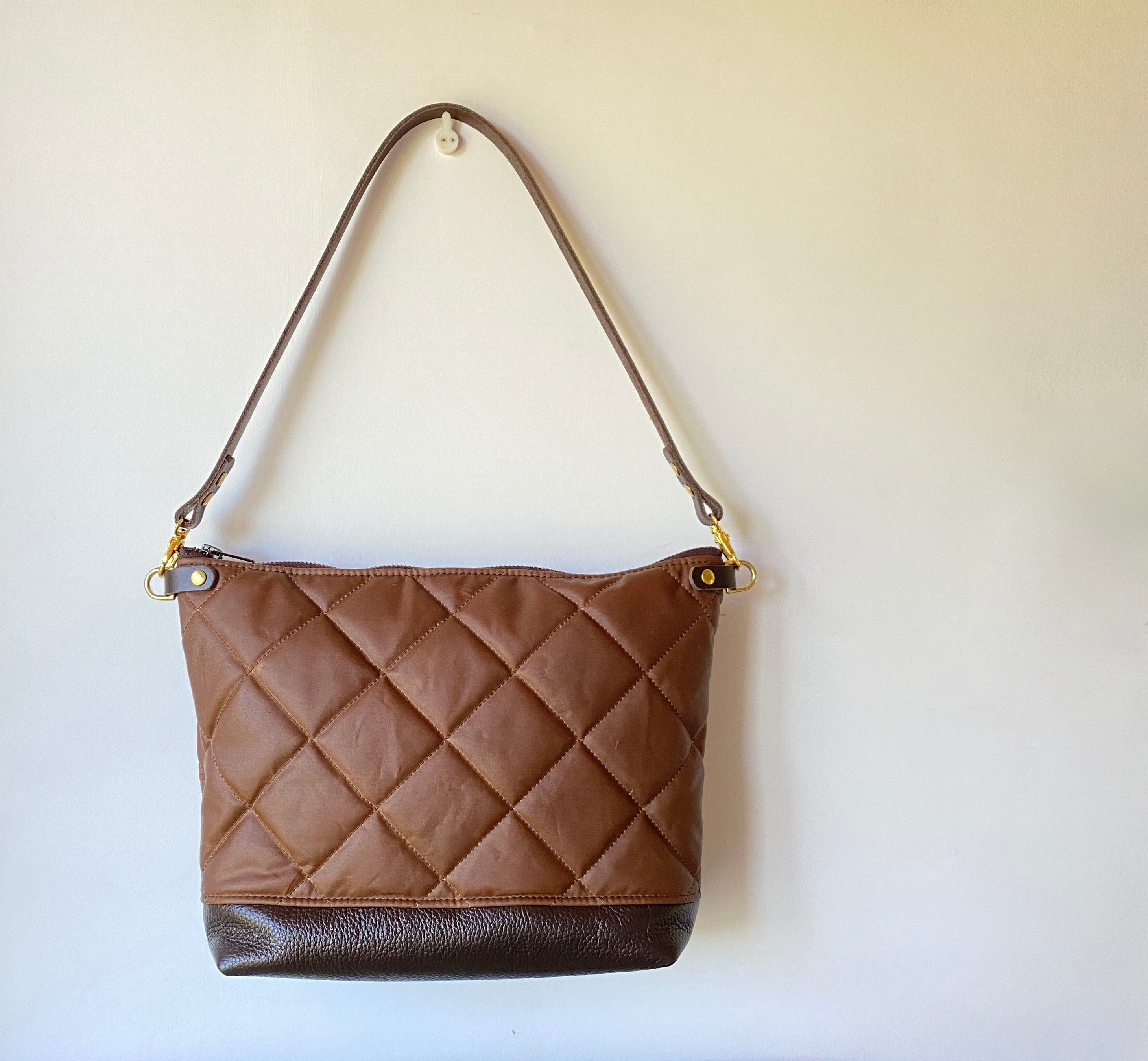 Quilted Puffy Grid Waxed Canvas Crossbody Padded Bag 