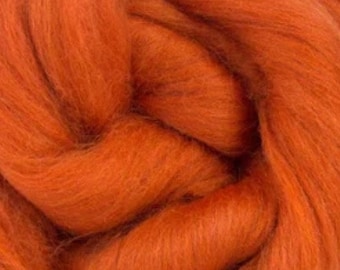 4OZ.  Merino Cinnamon Combed Wool Premium Top Roving for Needle or Wet Felting or Spinning FREE SHIPPING