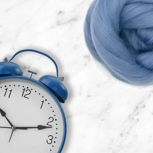 4oz. Dream Blue Combed Corriedale Wool Premium Top Roving for Needle or Wet Felting or Spinning FREE SHIPING