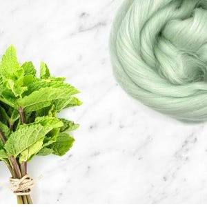 4oz. Peppermint Combed Combed Corriedale Wool Premium Top Roving for Needle or Wet Felting or Spinning FREE SHIPPING