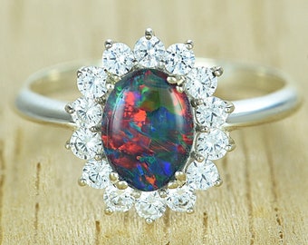 Anello con alone di diamanti in opale nero - Anello di fidanzamento in oro 14 carati con opale, anello personalizzato in opale australiano R2119-1