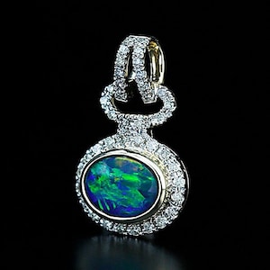 Opal Złoty Wisiorek Owalny East West Halo Pave Diamentowa Kaucja 14K Złoty Naszyjnik Australijski Czarny Opal Rzemieślnicza Biżuteria P1867