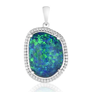 Czarny opal diamentowy wisiorek w kształcie aureoli z diamentami 18-karatowe białe złoto prezent rocznicowy dla żony 7,4 karatowy australijski opal potrójny kaboszon o swobodnej formie