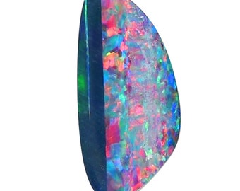 オーストラリア産オパール ダブレット 0.98カラット | ホットピンク