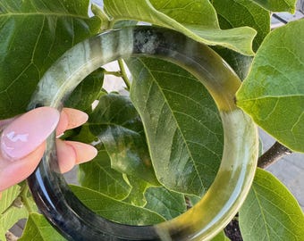 Jelly Jade Hard Bangle 69 mm
