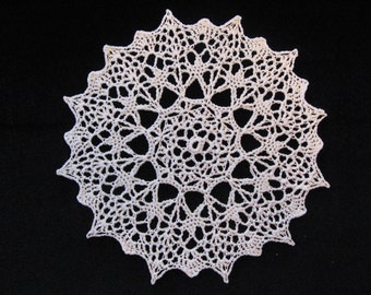 Snowflake- rundes 23 cm weißes Deckchen