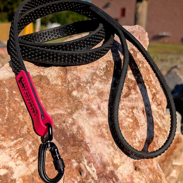 Tested Strong Biothane Dog Leash | Non-Slip Extra Grip | Waterproof | Strong Locking Clip