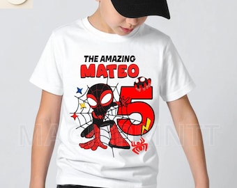 Koszulka urodzinowa Spider Superhero, koszulka dla chłopca z niestandardowym imieniem i wiekiem, czerwona koszulka imprezowa Spider Hero
