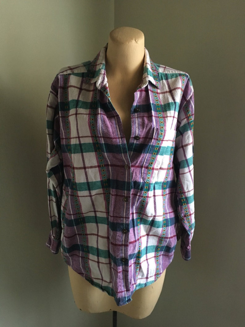 Vintage Eddie Bauer Petite Long Sleeve Green Purple Cozy Button Down Flannel Top