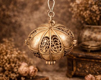 Antique Brass Pumpkin Censer – Qing Dynasty Inspired Incense Burner Ornament