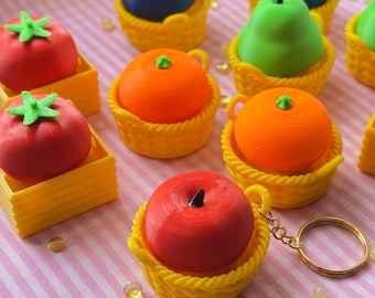 Portachiavi a forma di frutta stampato in 3D con clicker / Giocattolo sensoriale a forma di mela, pera, arancia, mirtillo e pomodoro