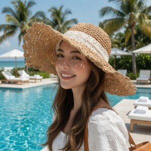 Scallop Straw Hat - Etsy display picture 3