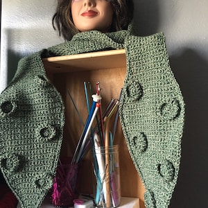Green Flecked Tentacle Scarf