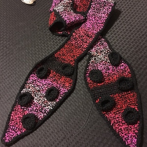 Strawberry Jam Tentacle Scarf