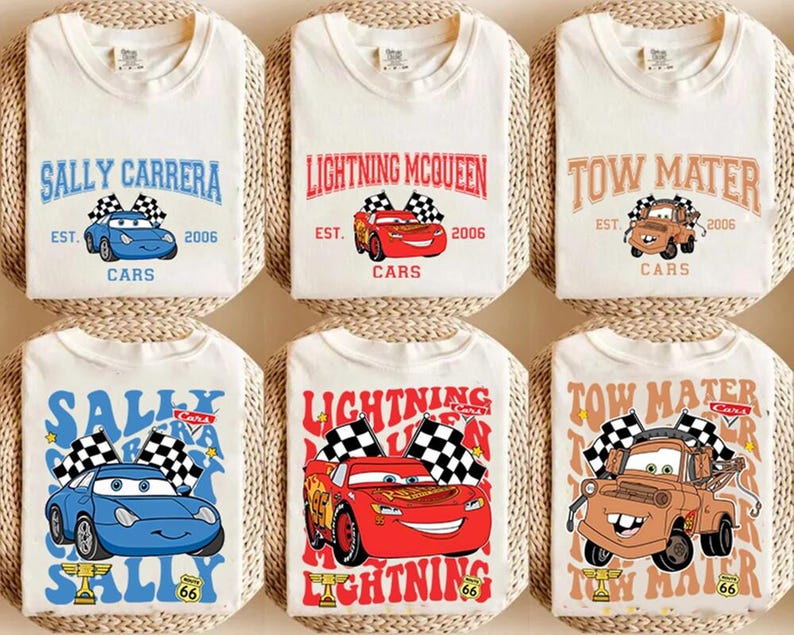 Camiseta Tow Mater Comfort Colors, camiseta de Cars de Disneyland, camiseta de Rayo McQueen de Pixar, camiseta de Sally Carrera, camiseta de Disneyland Vacation Story Land imagen 1