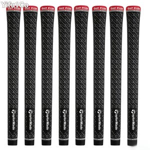 Puede incluir: Un conjunto de ocho empu&ntilde;aduras negras para palos de golf con un patr&oacute;n texturizado. Cada empu&ntilde;adura tiene una banda blanca y roja en la parte superior con "Golf Pride" impreso. El logotipo de TaylorMade es visible en cada empu&ntilde;adura.