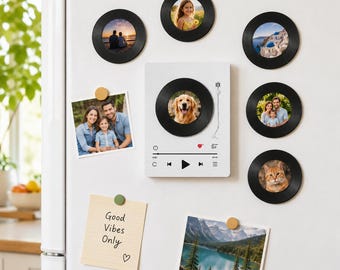 Magnete da frigorifero personalizzato con foto e canzoni, un regalo significativo per l'anniversario di coppie e famiglie.