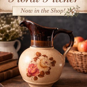 Vintage USA blommig keramikkanna | Spräcklig rosenstensvas, Cottagecore Decor