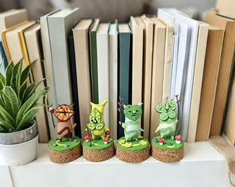 Handmade Legend of Zelda Korok Figurine – Lightweight Clay Yahaha! Desktop Decor & Car Charm | Cute Collectible Gift for Gamers