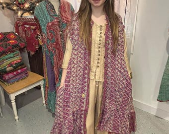 Vestido tipo chaleco reversible Serenity en kantha claro. Talla única: S a 2X/3X.