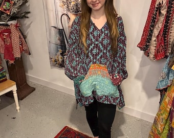 Chaqueta con capucha reversible para uso diario en algodón Kantha ligero con bolsillos (S-2X)