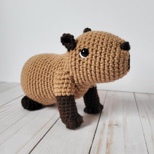 Crochet Capybara Plush Crochet Animal / Capybara Stuffed Animal / Kawaii and Adorable Capybara Gifts for Boys and Girls / Guinea Pig Plushie