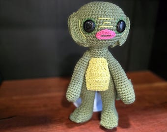 Little Horrorz The Creature / Amigurumi Halloween Display Piece / Creepy Cute Halloween Doll / Unique Gifts for Scary Movie Fans