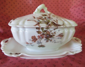Antique Sauce Tureen / Gravy Boat, Haviland China, Limoges France, Old Pansy Schleiger 1152