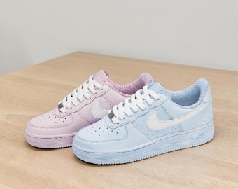 Zapatillas AF1 Low personalizadas pintadas a mano, zapatos con bloques de color pastel rosa y azul, zapatillas únicas hechas a mano.
