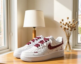 Zapatillas AF1 Low personalizadas pintadas a mano, estilo urbano chino en blanco y burdeos, zapatillas únicas hechas a mano.