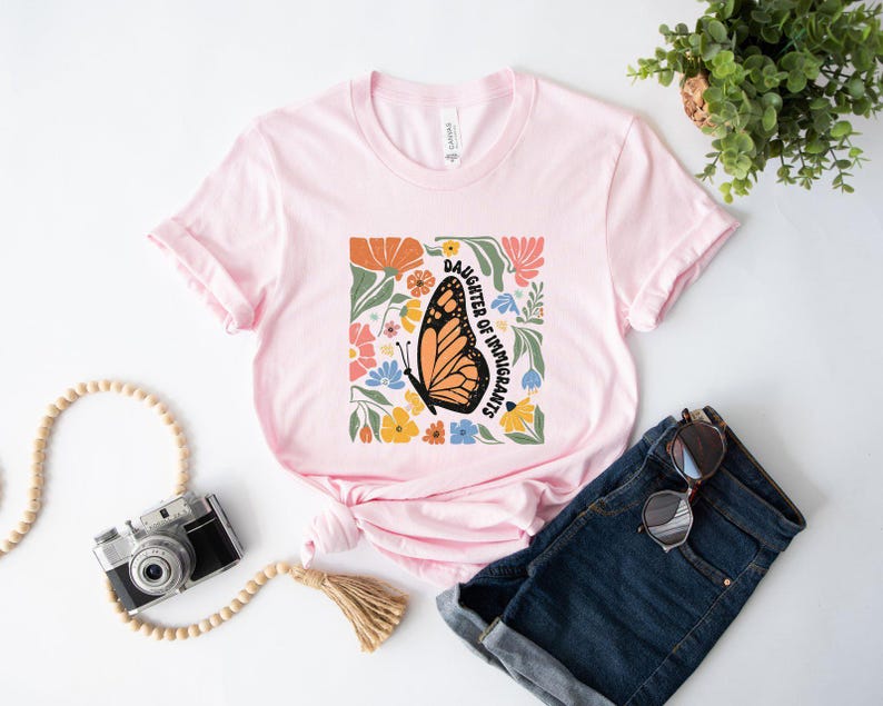 Camiseta del Movimiento de Resistencia, Camiseta de la Hija de Inmigrantes, Camiseta de Protesta Callejera, Camiseta de Resistencia Comunitaria, Camiseta de Protesta contra la Política Fronteriza de EE. UU. imagen 6