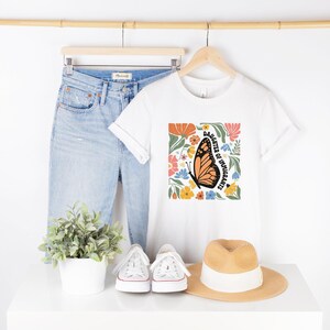 Camiseta del Movimiento de Resistencia, Camiseta de la Hija de Inmigrantes, Camiseta de Protesta Callejera, Camiseta de Resistencia Comunitaria, Camiseta de Protesta contra la Política Fronteriza de EE. UU. imagen 4
